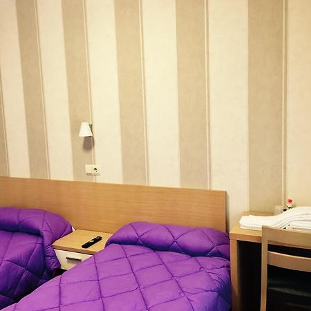 Hostal La Cortijana Logroño Eksteriør billede